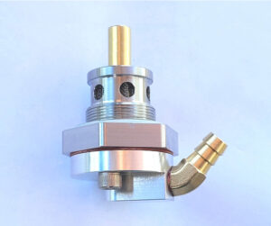 Sump reed valve breather