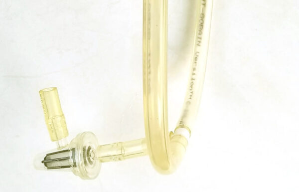 Plumbing kit for smoothbore carbs including ethanol resistant Tygon 4040 fuel line, 90 deg filter and T fitting, petcocks not included.